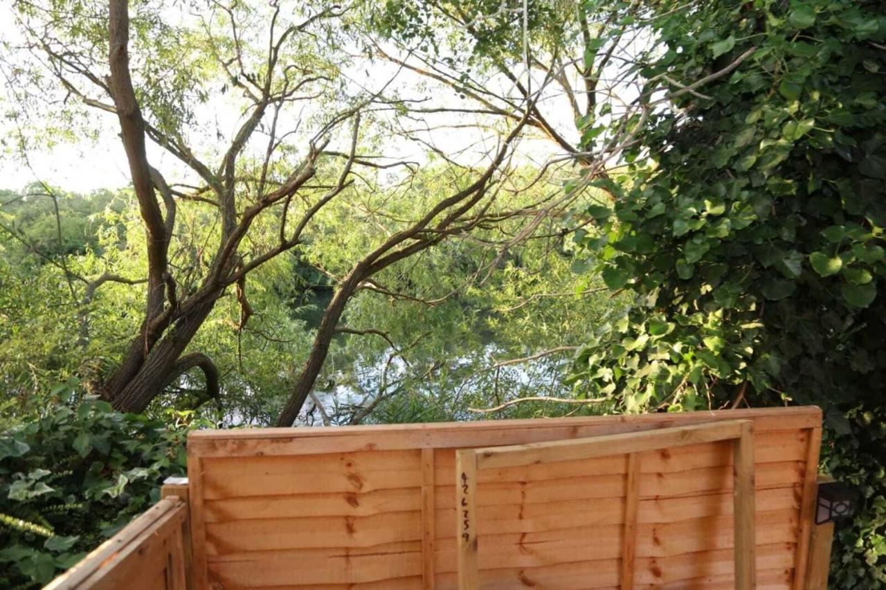 Budget 4-bedrooms In Thamesmead Londres