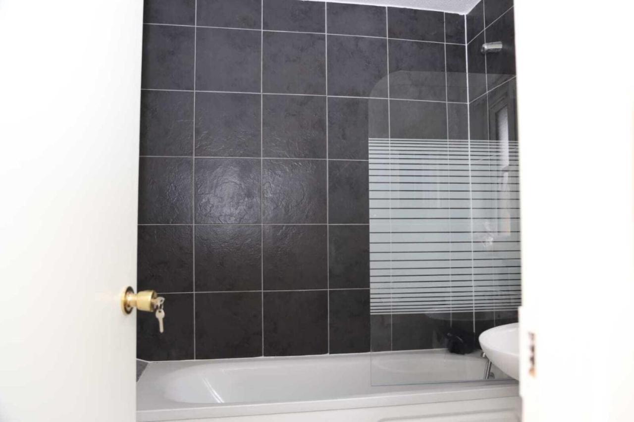 Budget 4-bedrooms In Thamesmead