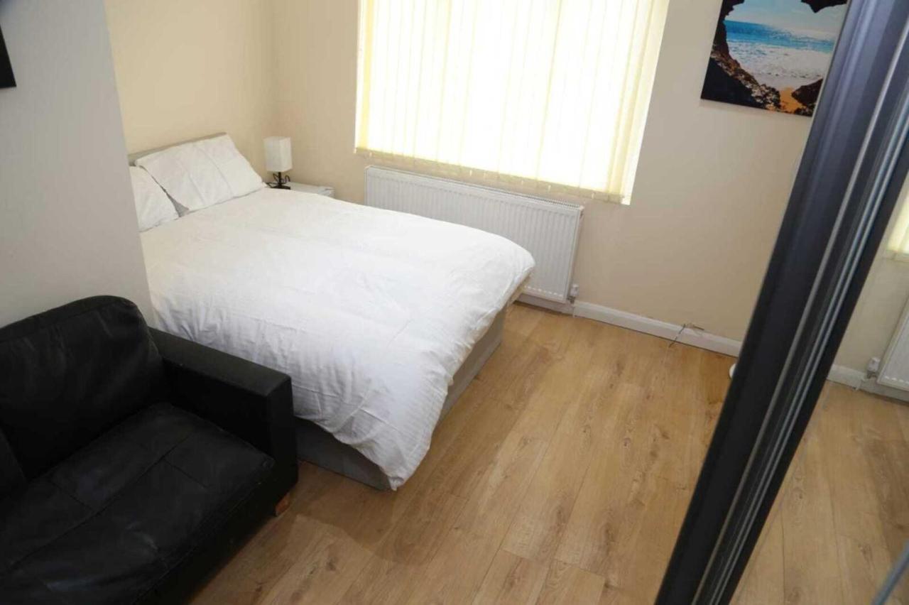 Budget 4-bedrooms In Thamesmead Hébergement de vacances