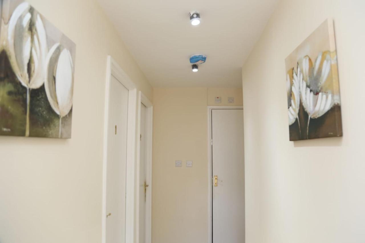 Budget 4-bedrooms In Thamesmead Hébergement de vacances Londres